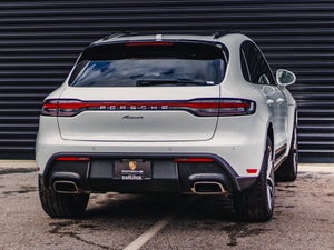 2023 Porsche Macan Demo